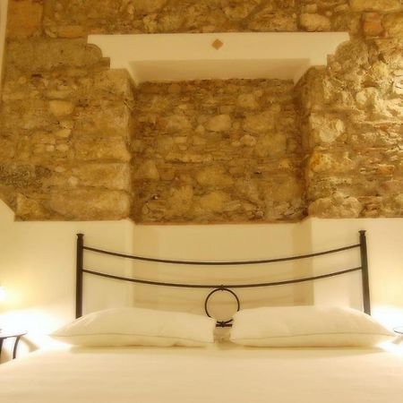 Incantevole E Storico Appartamento In Pieno Centro Taormina Eksteriør billede